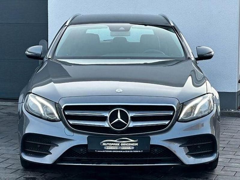 Gebraucht Mercedes E220 AMG line 194 PS (142 kW) 2016 Grau Limousine