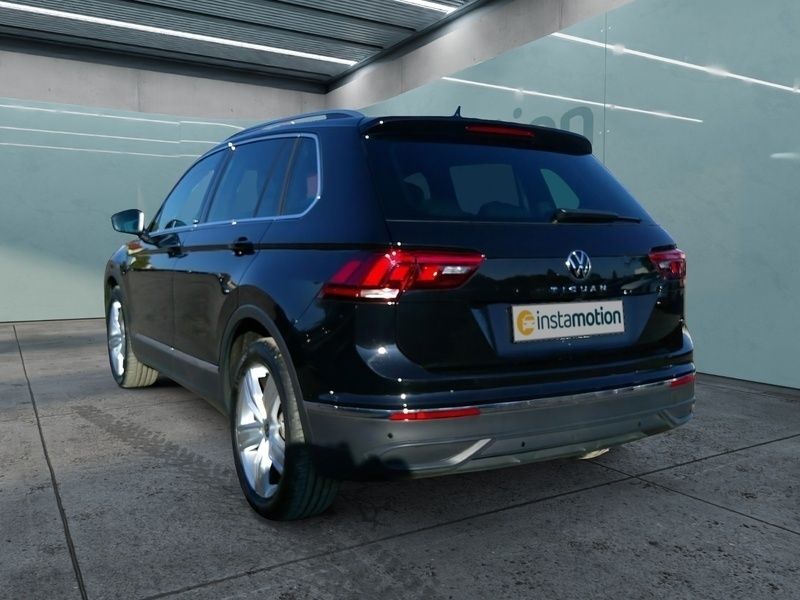 Gebraucht VW Tiguan Move 150 PS (110 kW) 2024 Schwarz SUV