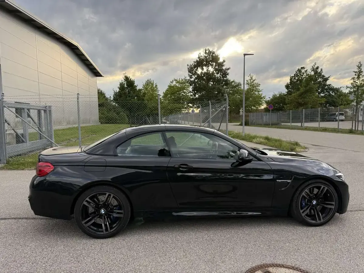 Gebraucht BMW M4 Cabriolet 431 PS (317 kW) 2017 Schwarz Cabrio