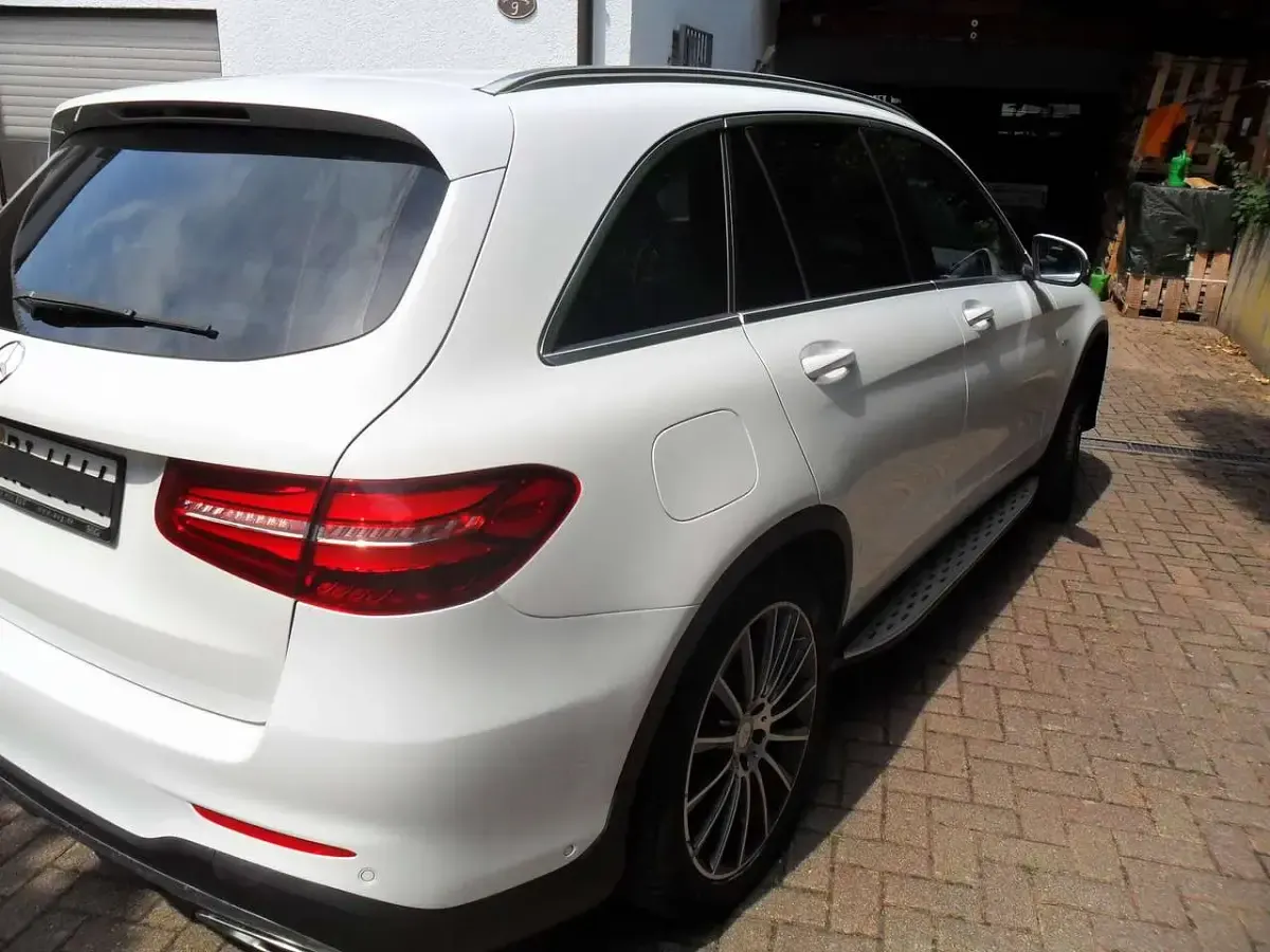Gebraucht Mercedes GLC250 AMG Edition 1 211 PS (155 kW) 2015 Weiß SUV