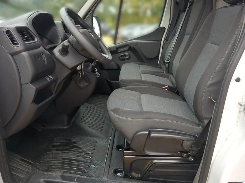 Gebraucht Renault Master 56 kW (77 PS) 2022 Weiß Van