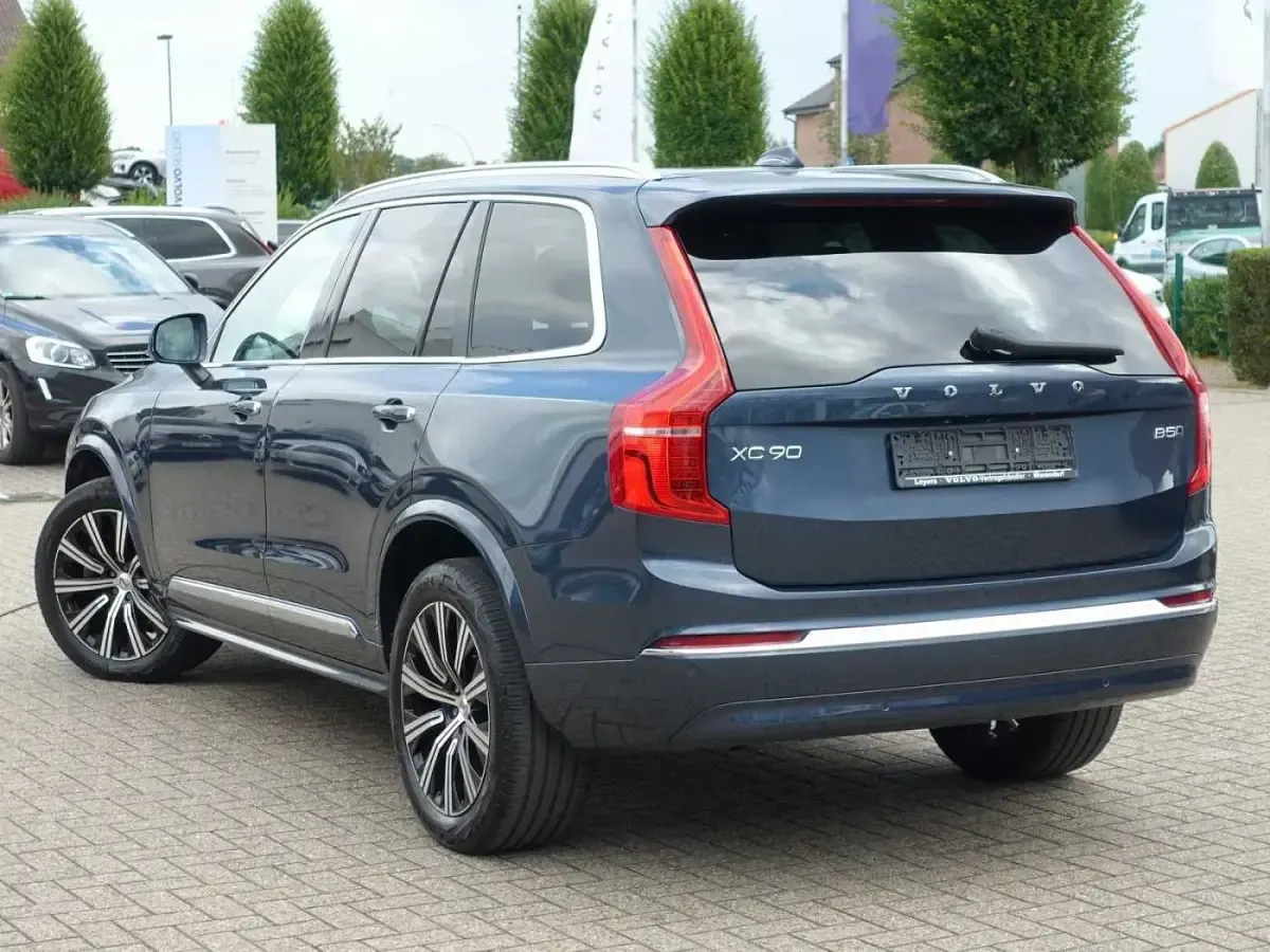 Gebraucht Volvo XC90 173 PS (127 kW) 2022 SUV