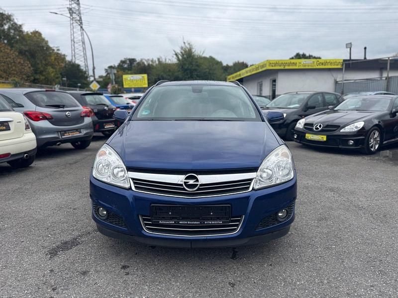 Blau Gebraucht 2009 Opel Astra Edition Kombi | 2.999 € (Fairer Preis) - Bild 1/4