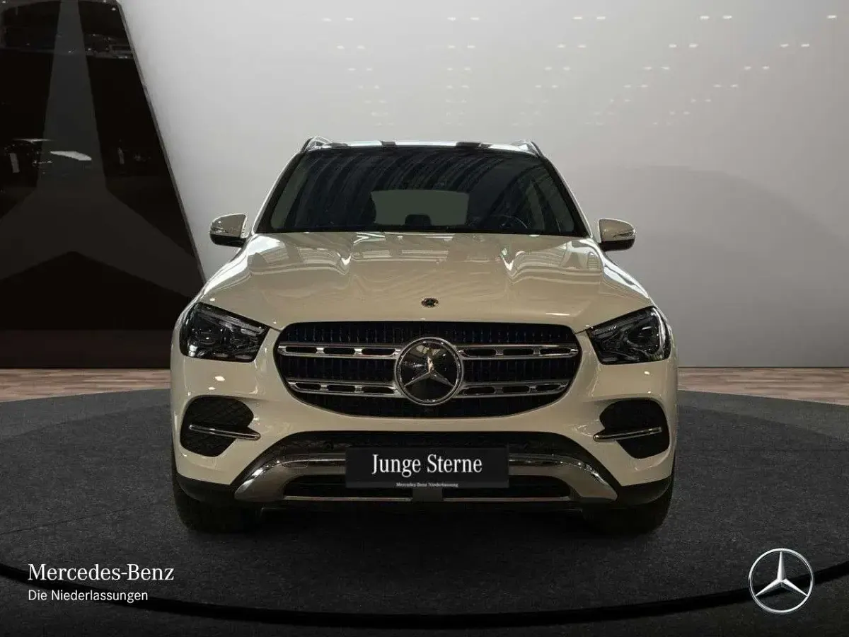 Gebraucht Mercedes GLE300 Advanced 272 PS (200 kW) 2025 Weiß SUV