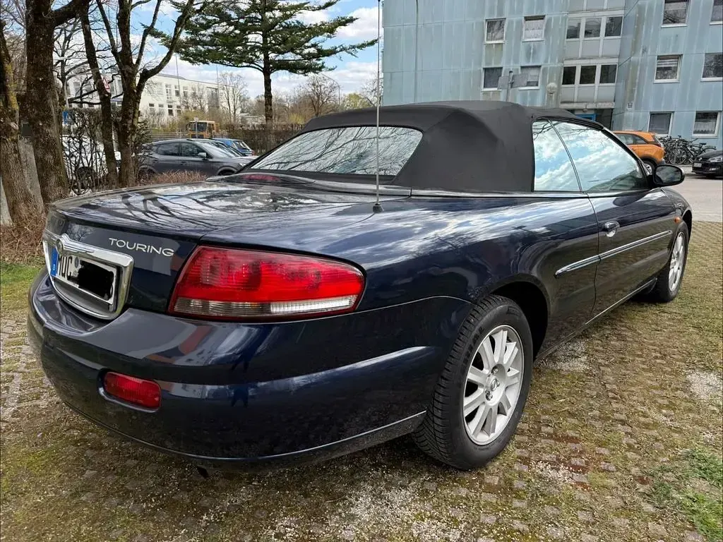 Second-hand Chrysler Sebring Cabriolet Touring 203 CP (149 kW) 2006 Albastru Cabrio