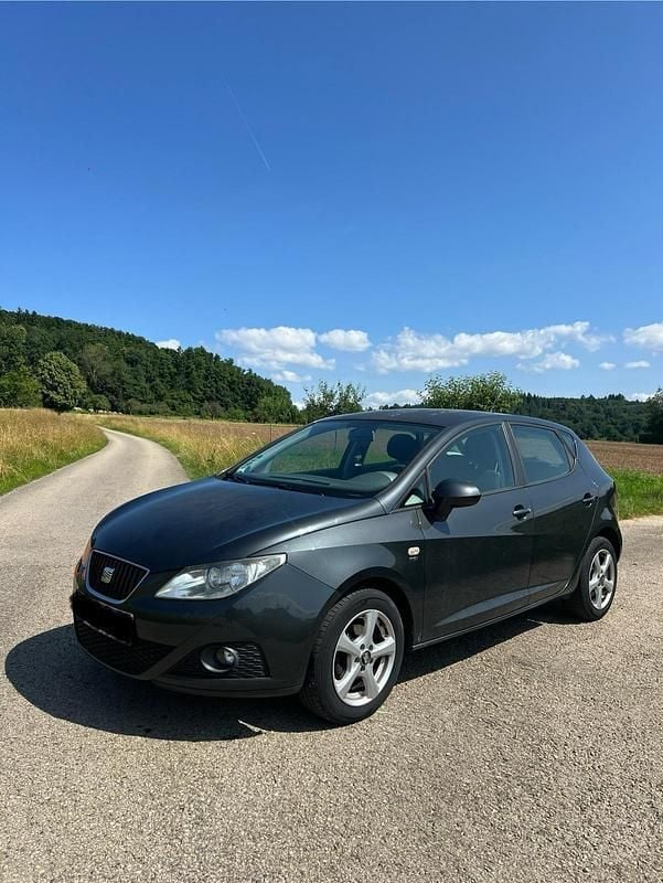 Grau Gebraucht 2011 Seat Ibiza Kleinwagen | 3.000 € (Guter Preis) - Bild 1/4