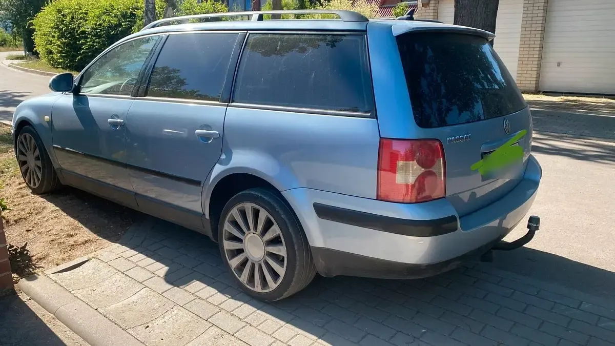 Gebraucht VW Passat 200 PS (147 kW) 1997 Blau Kombi