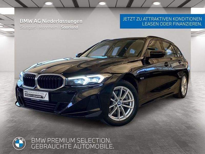 Gebraucht BMW 330e 184 PS (135 kW) 2022 Schwarz Kombi