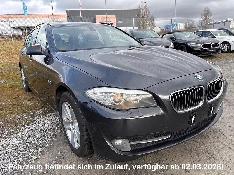 Gebraucht BMW 525 Shadowline 204 PS (150 kW) 2010 Grau Kombi