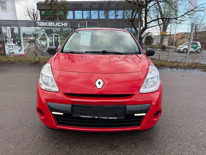 Gebraucht Renault Clio III 75 PS (55 kW) 2012 Rot Limousine