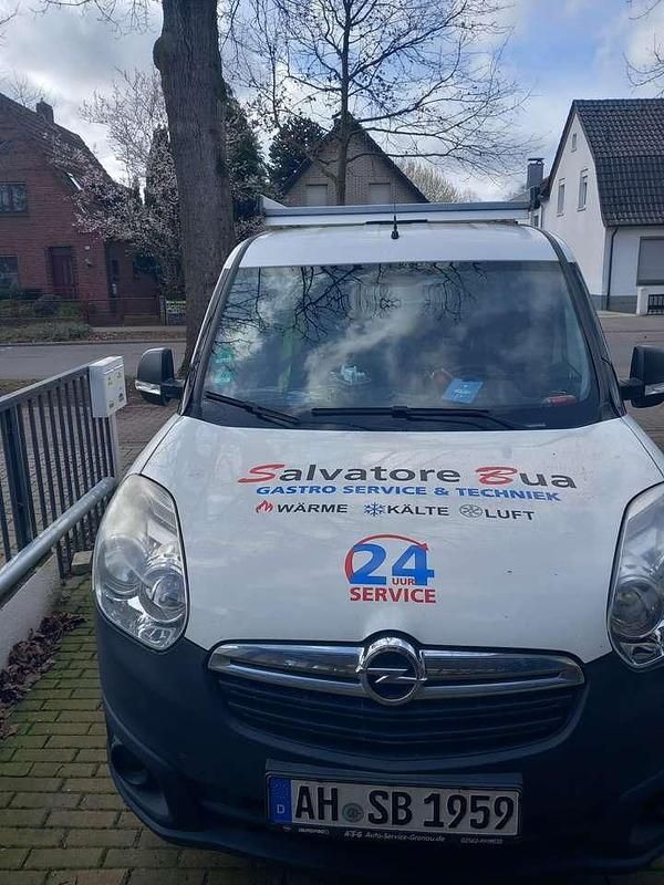 Second-hand Opel Combo 135 CP (99 kW) 2016 Alb Monovolum