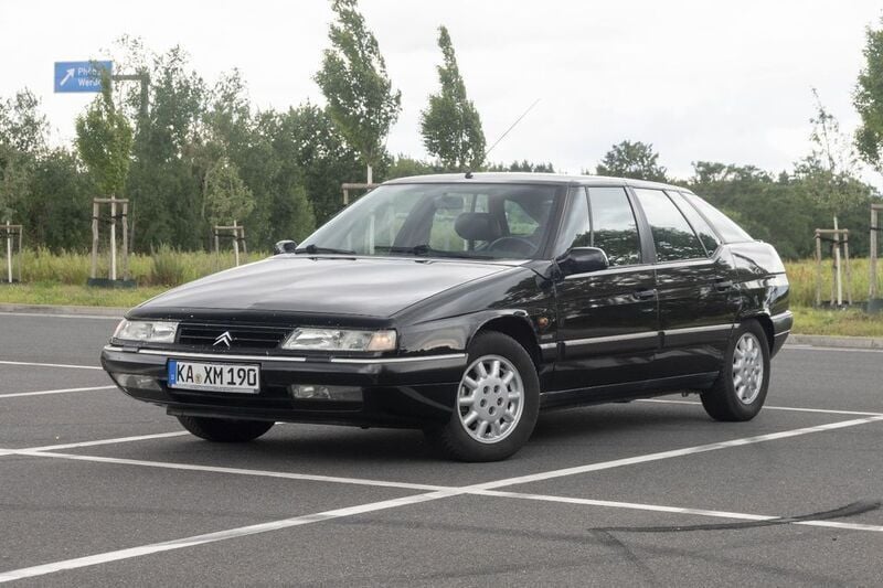 Schwarz Gebraucht 1999 Citroën XM Exclusive Limousine | 3.200 € - Bild 1/4