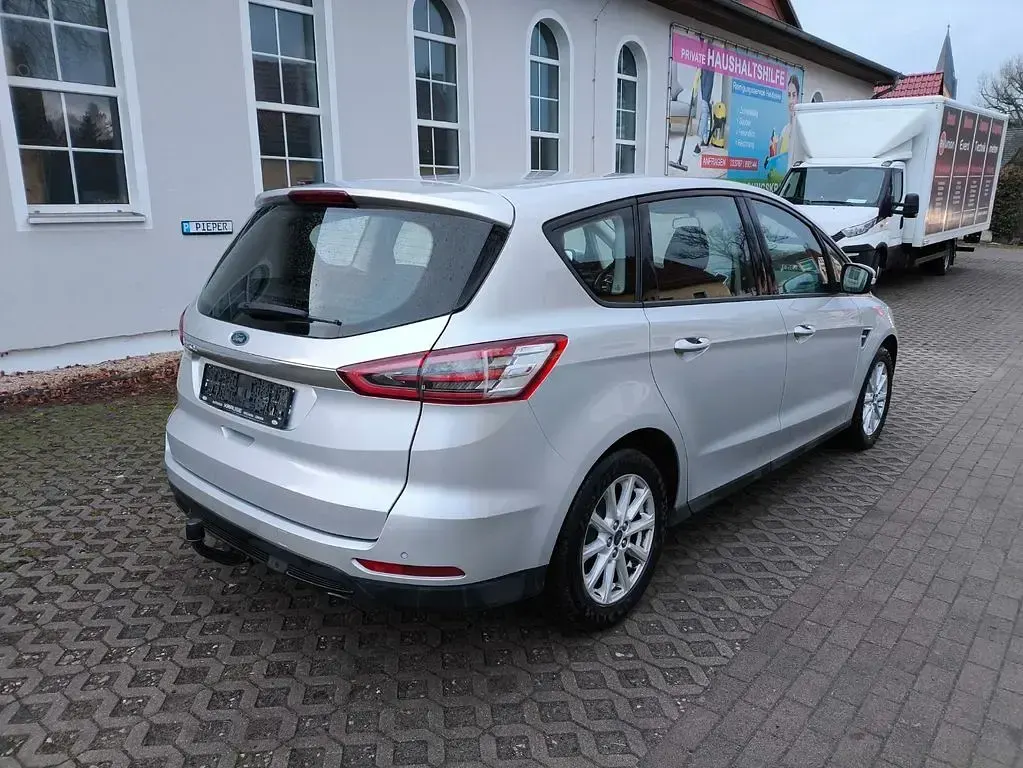 Gebraucht Ford S-MAX Titanium 150 PS (110 kW) 2020 Silber Van / Kleinbus