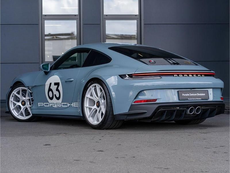 Gebraucht Porsche 992 Chrono 525 PS (386 kW) 2024 Blau Coupé
