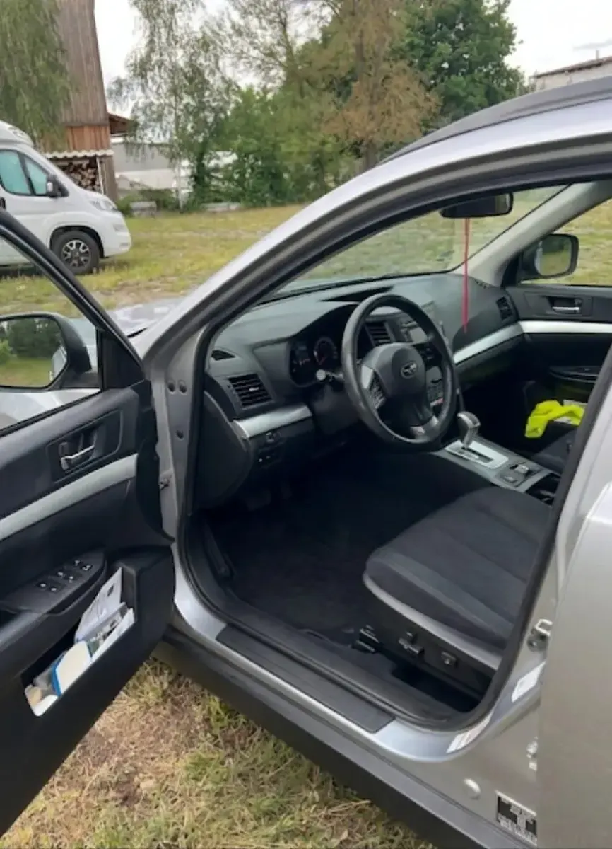 Gebraucht Subaru Outback 173 PS (127 kW) 2015 Silber Kombi
