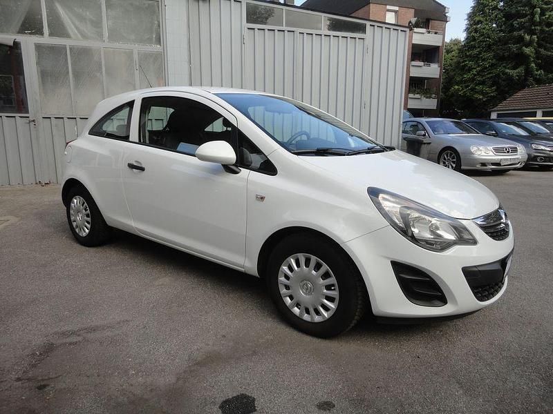 Usata Opel Corsa Selection 69 CV (50 kW) 2014 Bianco Berlina