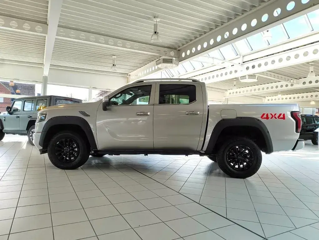 Nouă Foton 4 159 CP (116 kW) 2026 Argintiu Pickup