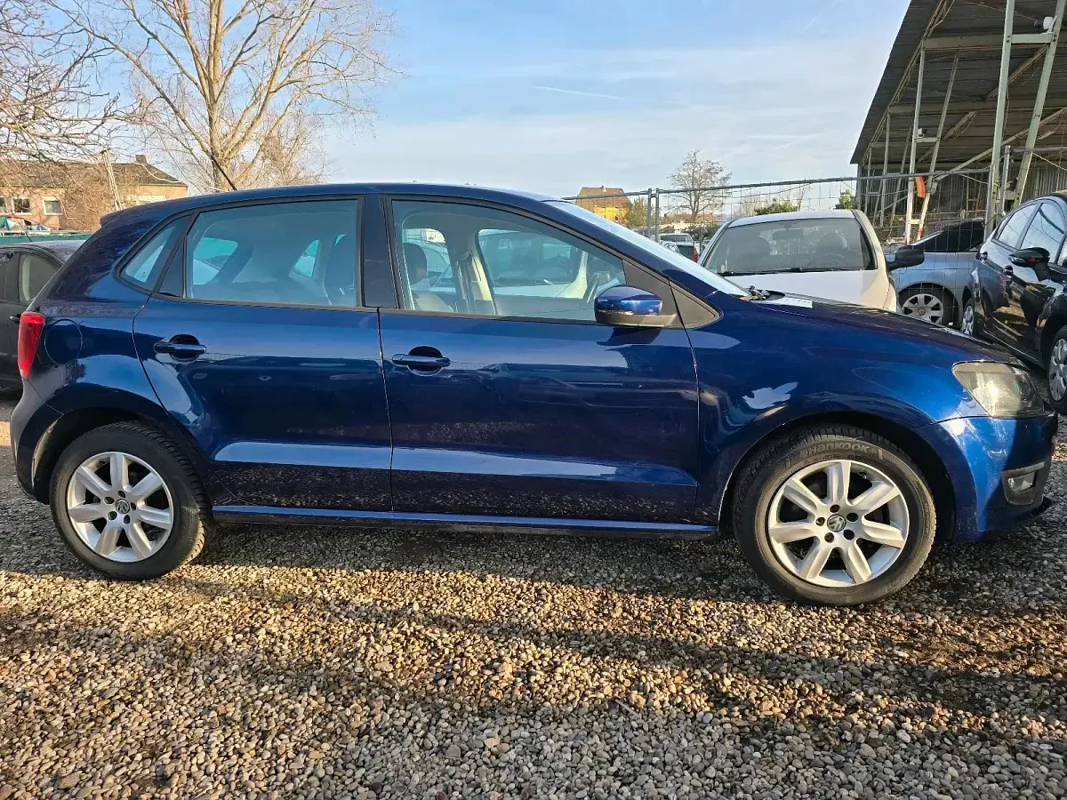 Gebraucht VW Polo Highline 86 PS (63 kW) 2010 Blau Kleinwagen
