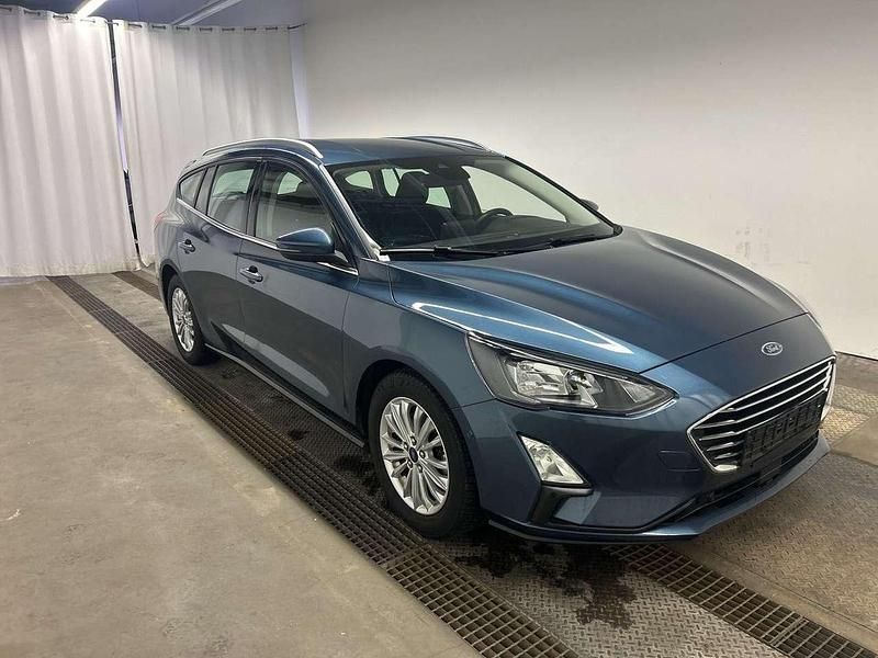 Gebraucht Ford Focus Titanium 125 PS (91 kW) 2021 Chromablau metallic Kombi