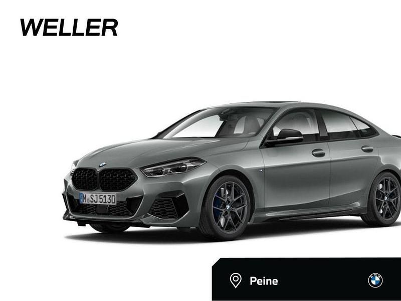 Weiß Gebraucht 2024 BMW M235 Performance Limousine | 43.950 € (Teuer) - Bild 1/4