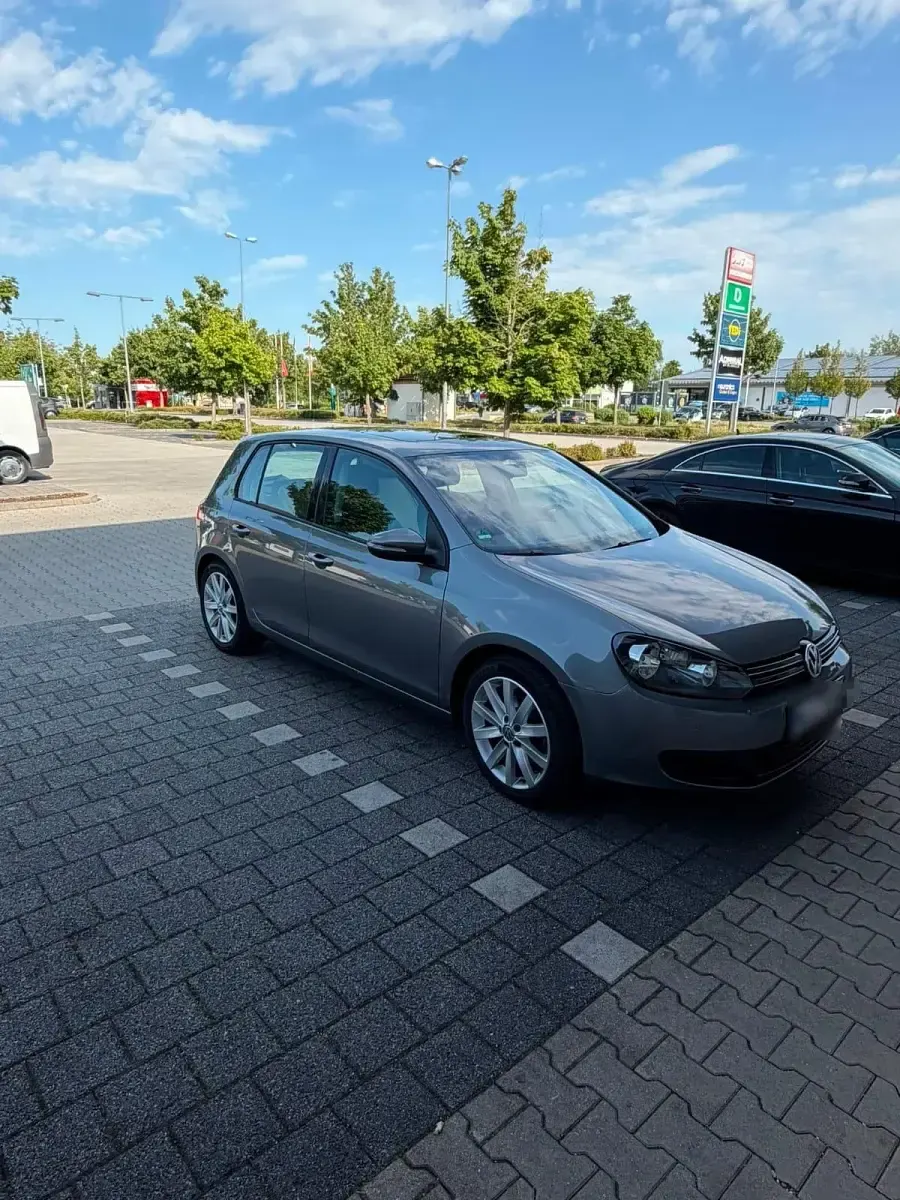 Gebraucht VW Golf VI 80 PS (58 kW) 2009 Grau Limousine