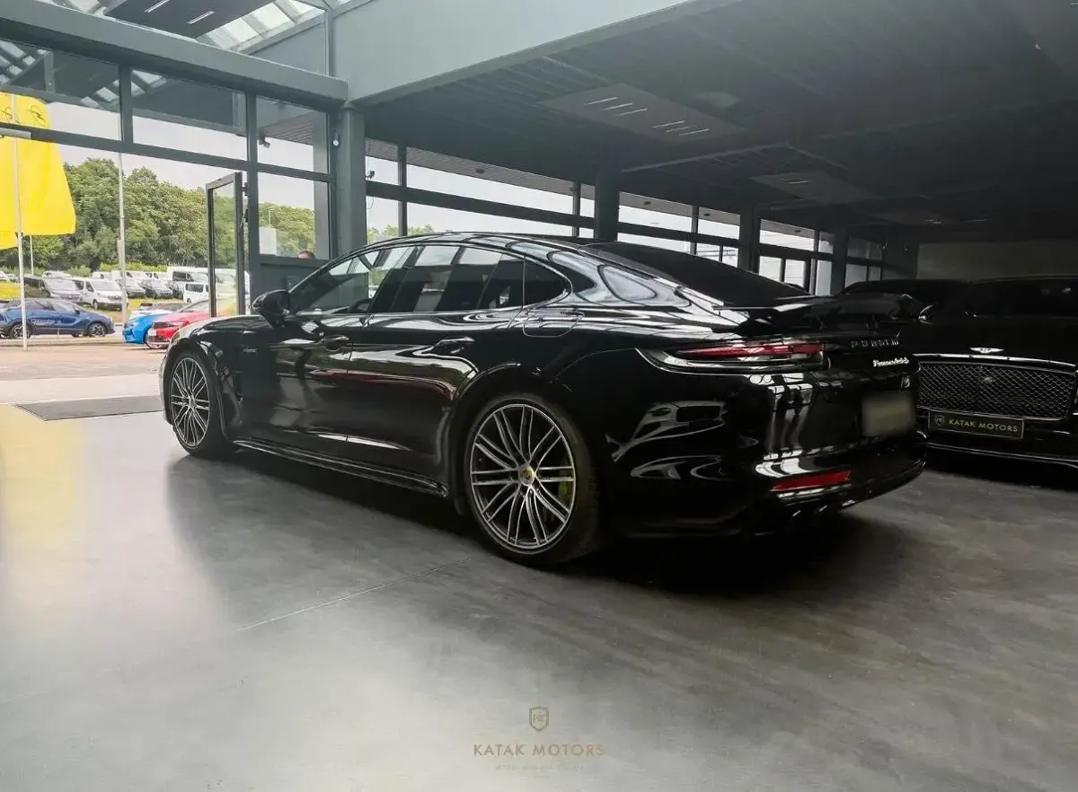 Gebraucht Porsche Panamera Turbo S E-Hybrid 680 PS (500 kW) 2018 Schwarz Kleinwagen