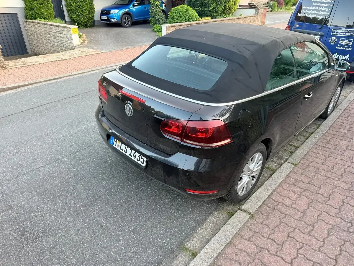 Gebraucht VW Golf Cabriolet 105 PS (77 kW) 2014 Schwarz Cabrio