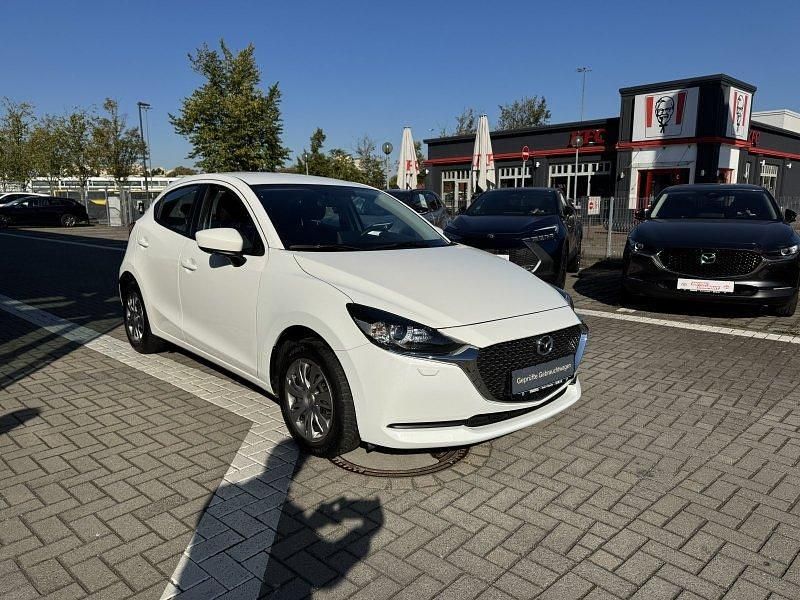 Gebraucht Mazda 2 Center-Line 75 PS (55 kW) 2017 Weiß Limousine