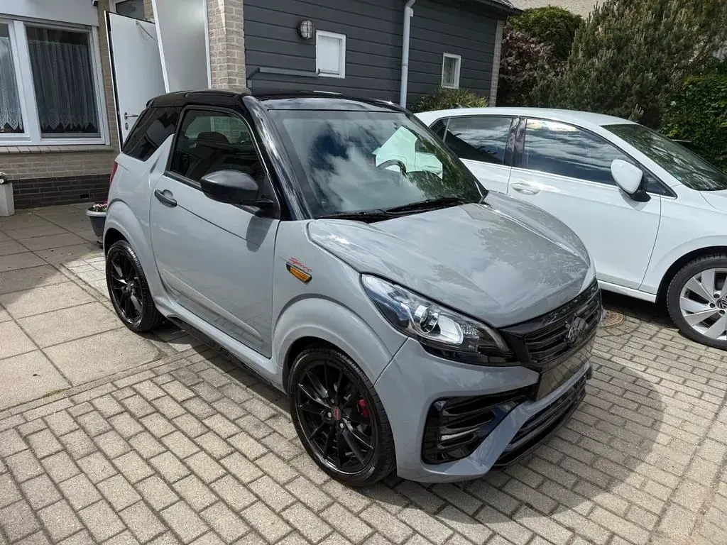 Gebraucht Ligier JS50 2023 Grau Kleinwagen