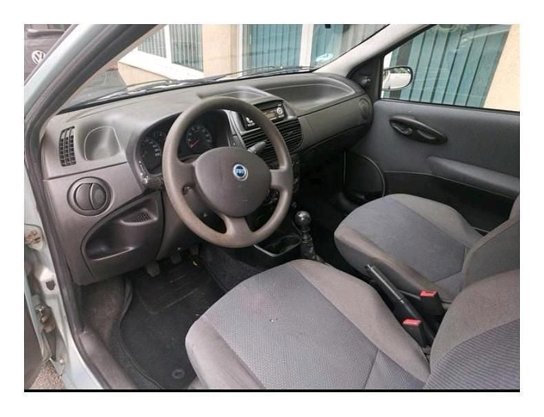 Gebraucht Fiat Punto 69 PS (50 kW) 2003 Blau Kleinwagen