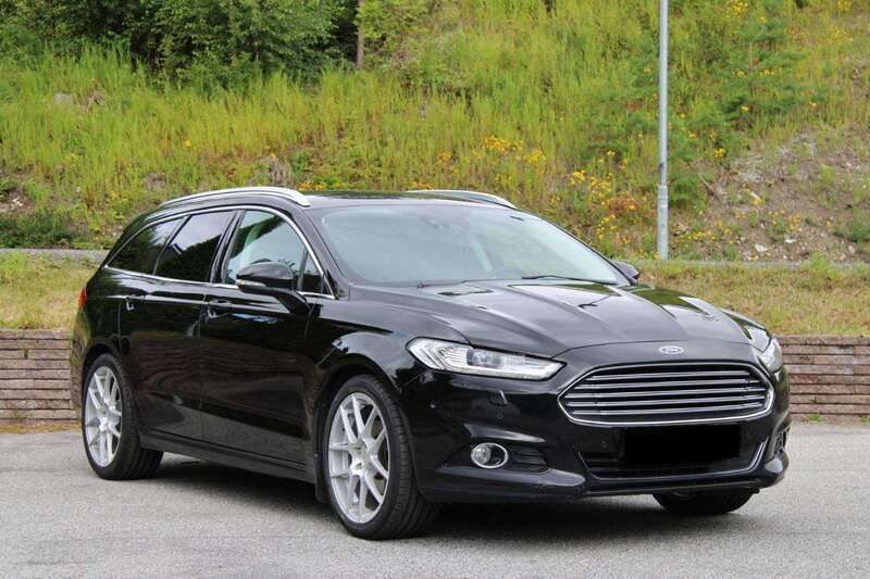 Schwarz Gebraucht 2016 Ford Mondeo Titanium Kombi | 7.999 € (Superpreis) - Bild 1/4