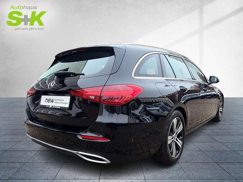 Gebraucht Mercedes C200 Avantgarde 184 PS (135 kW) 2024 Schwarz  unilack Kombi