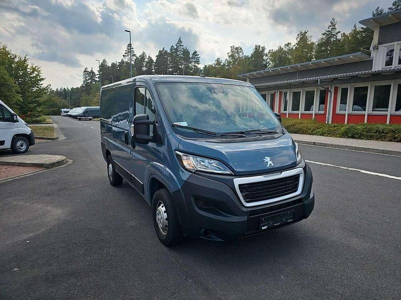 Gebraucht Peugeot Boxer 120 PS (88 kW) 2021 Grau Van