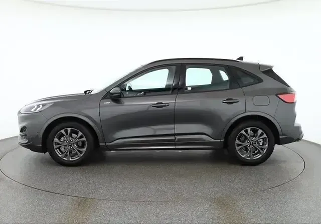 Gebraucht Ford Kuga ST-Line 150 PS (110 kW) 2024 Grau SUV