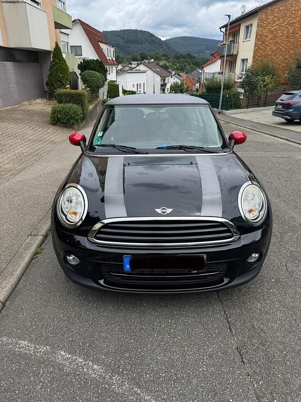 Gebraucht Mini ONE 98 PS (72 kW) 2011 Schwarz Kleinwagen