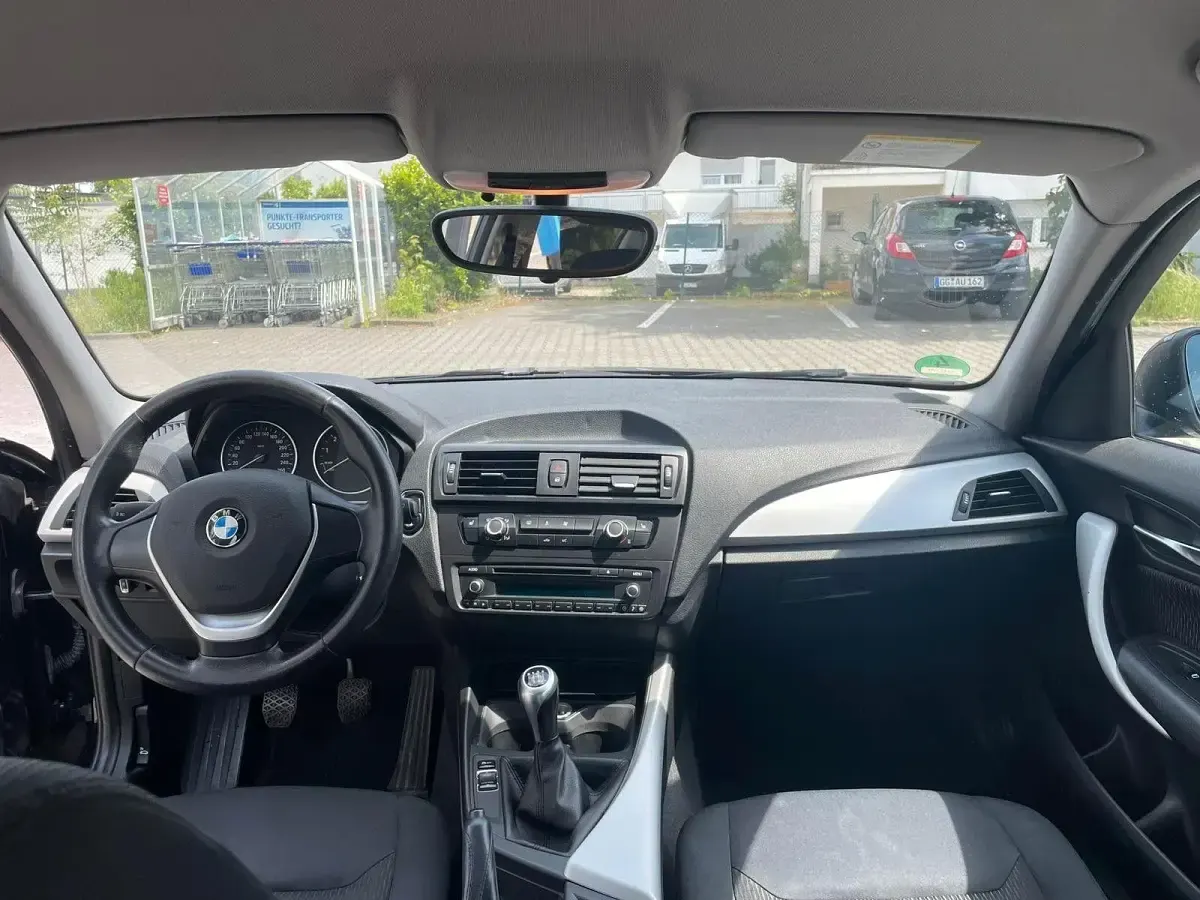 Gebraucht BMW 114 102 PS (75 kW) 2012 Schwarz Kleinwagen