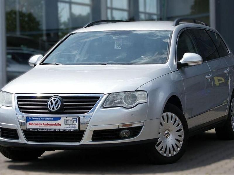 Andere Gebraucht 2010 VW Passat Comfortline Kombi | 4.800 € (Teuer) - Bild 1/4
