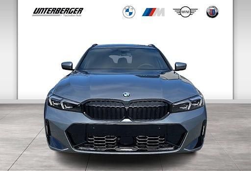 Neu BMW 320 Shadowline 190 PS (139 kW) 2025 Grau Kombi