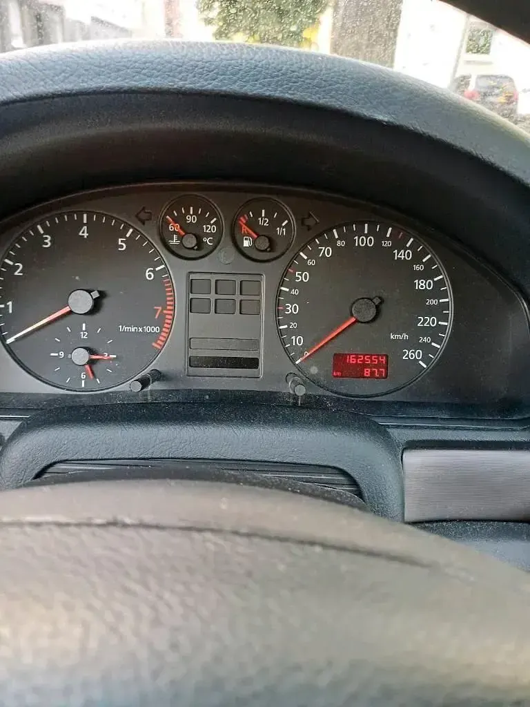 Gebraucht Audi A4 101 PS (74 kW) 1998 Limousine