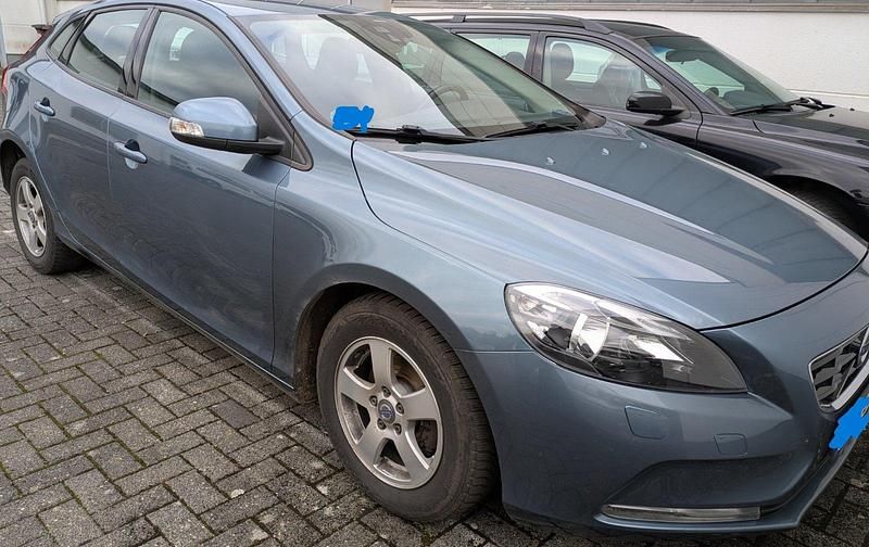 Blau Gebraucht 2013 Volvo V40 Kombi | 4.800 € (Fairer Preis) - Bild 1/1
