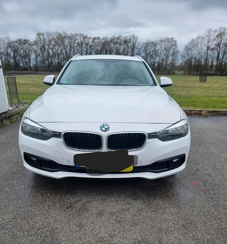 Gebraucht BMW 318 150 PS (110 kW) 2016 Weiß Kombi