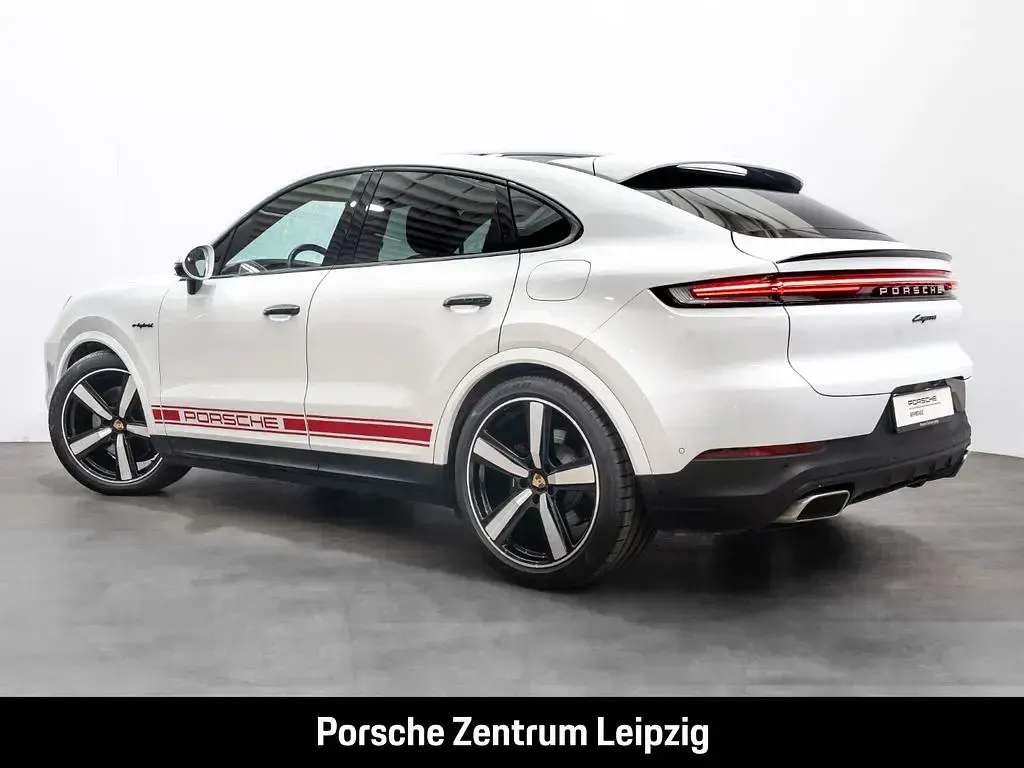 Gebraucht Porsche Cayenne E-Hybrid Coupe 470 PS (345 kW) 2024 Weiss SUV