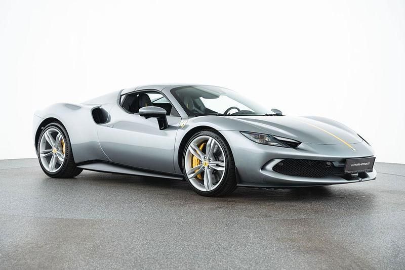 Gebraucht Ferrari 296 663 PS (487 kW) 2024 Grau Cabrio