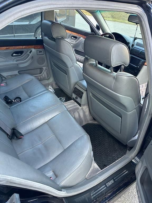 Gebraucht BMW 740 286 PS (210 kW) 1995 Blau Limousine