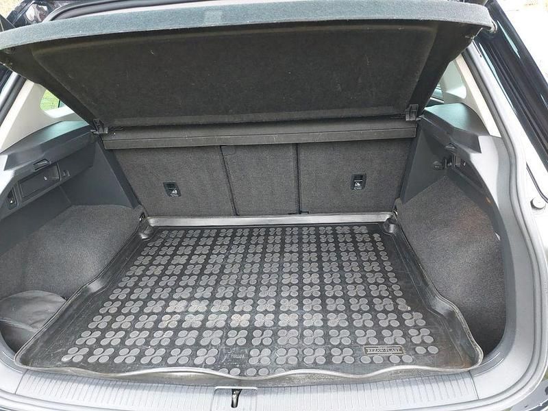 Schwarz Gebraucht 2017 VW Tiguan R SUV | 19.400 € (Superpreis) - Bild 1/4