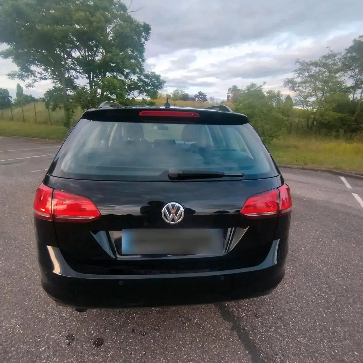 Gebraucht VW Golf VII Trendline 105 PS (77 kW) 2013 Schwarz Kombi