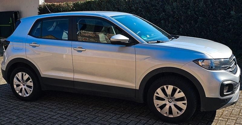 Gebraucht VW T-Cross 95 PS (69 kW) 2022 Silber SUV