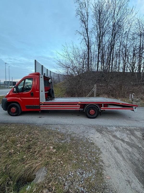 Second-hand Citroën Jumper 110 CP (80 kW) 2008 Roșu Monovolum
