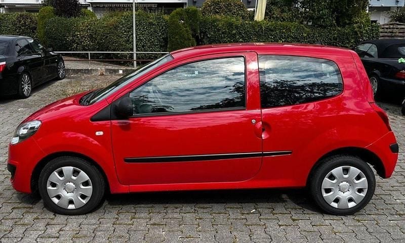 Rot Gebraucht 2009 Renault Twingo Authentique Kleinwagen | 3.000 € (Fairer Preis) - Bild 1/4