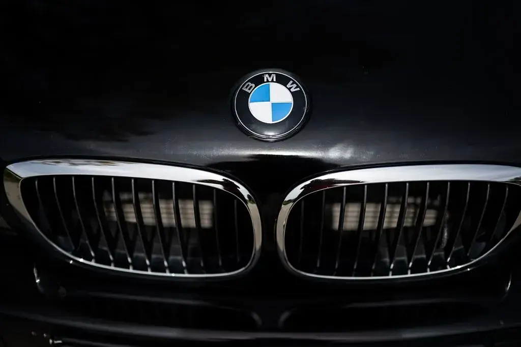 Gebraucht BMW 318 Cabriolet 150 PS (110 kW) 2006 Schwarz Cabrio